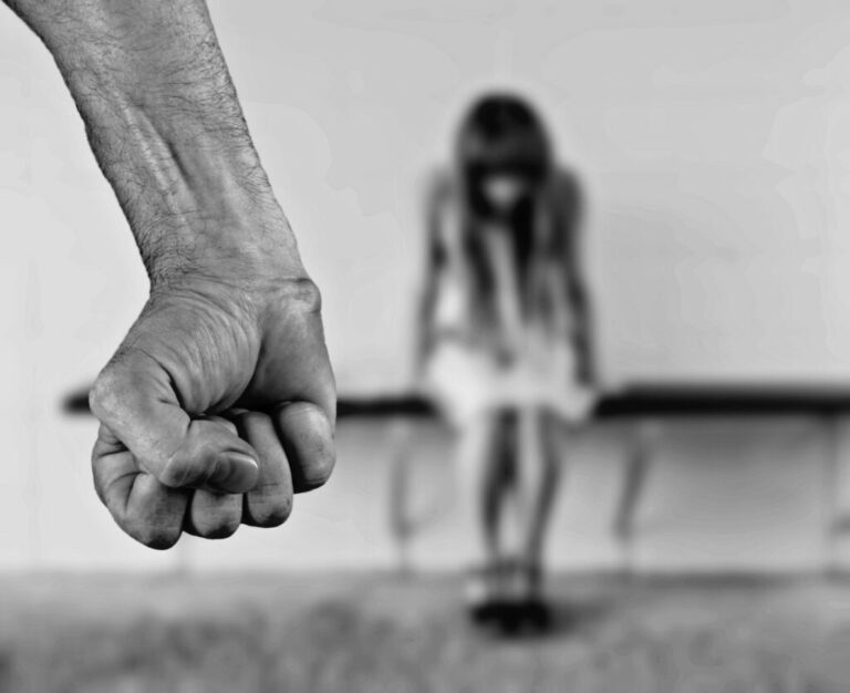 49 Femizide in Thüringen seit 2015 | Ausmaße von häuslicher Gewalt nach wie vor verkannt