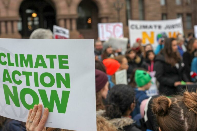 Klimaproteste in Thüringen nicht kriminalisieren | Demokratischer und gewaltloser Protest ist keine kriminelle Vereinigung